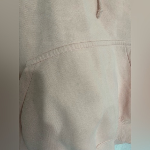 Nike middle swooshed embroidered Nike hoodie - Picture 4 of 7